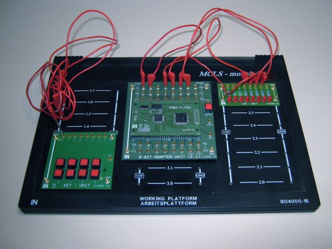 Vývojový kit MCLS-Modular s mikrokontrolérem 80C535.