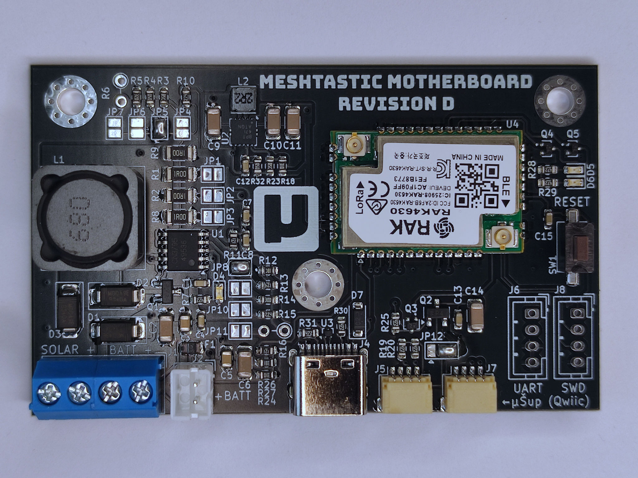 Meshtastic Solar Motherboard